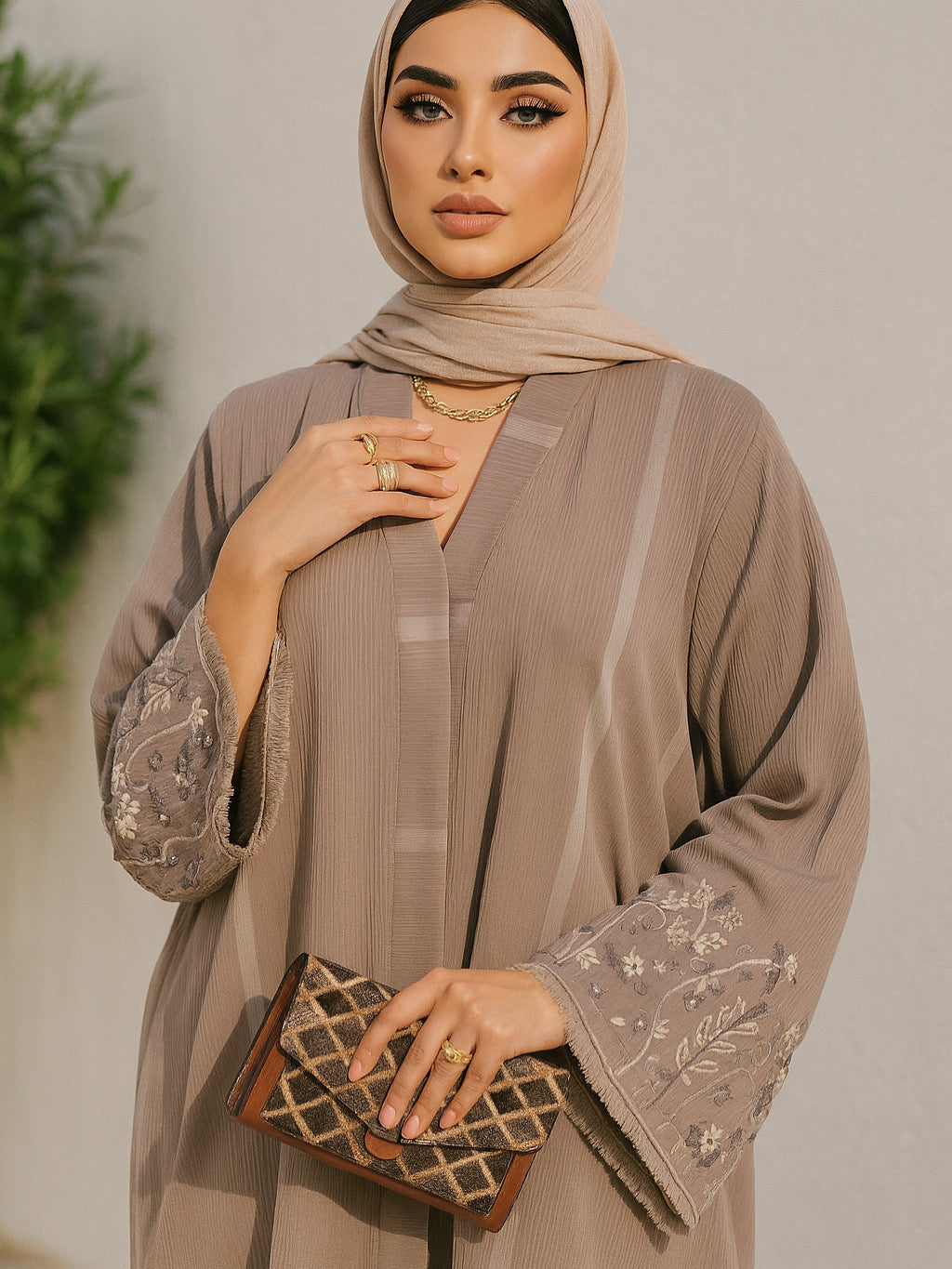 Pink prestigious abaya