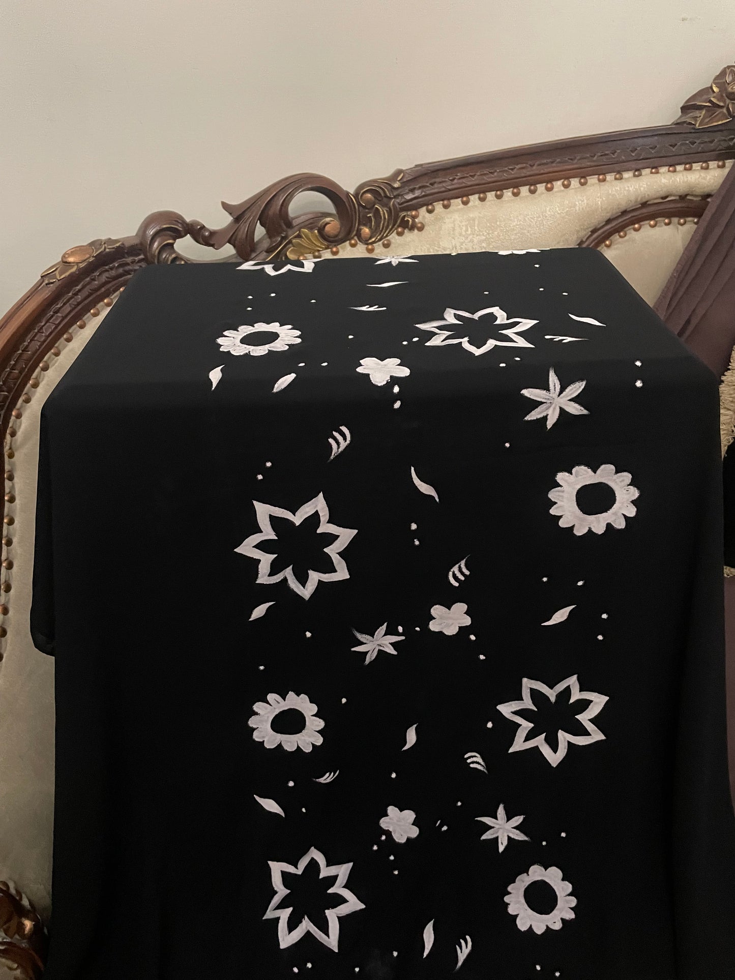Hand Painted Black & White Stole