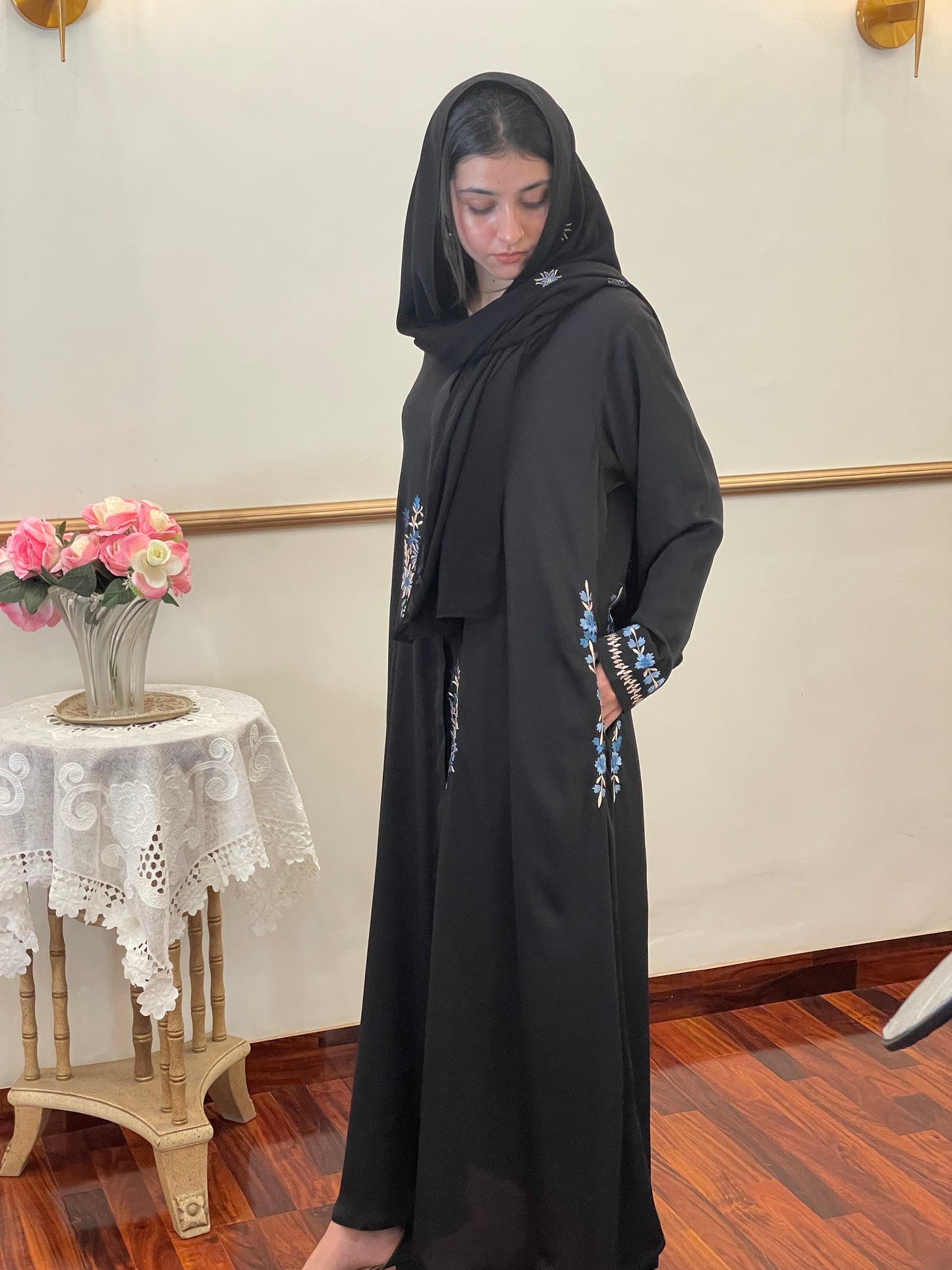 Black Pocket Abaya