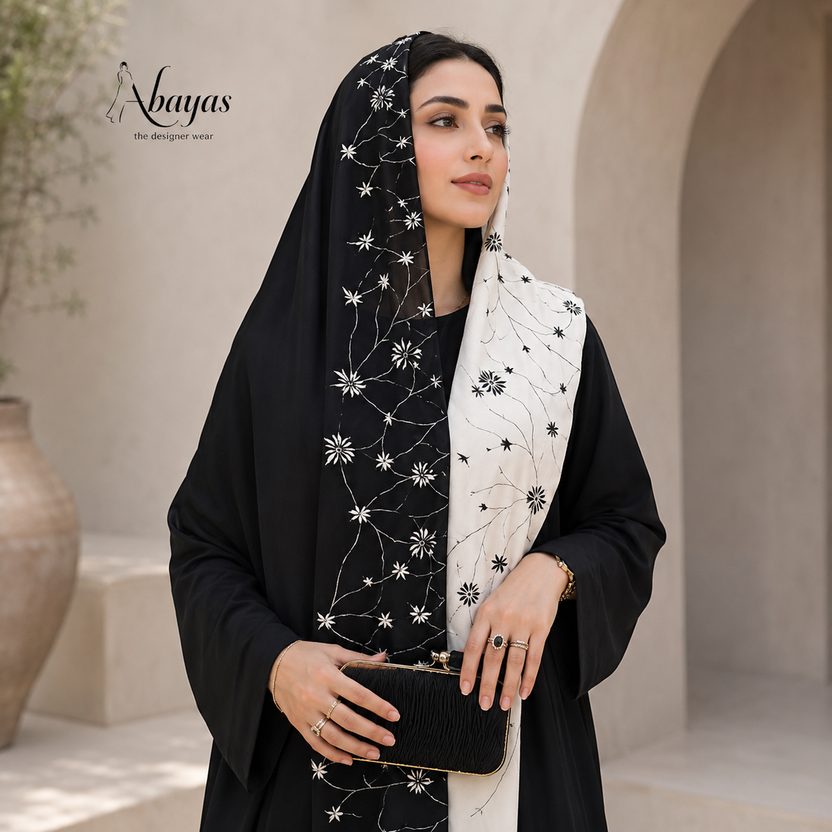Black n white stole
