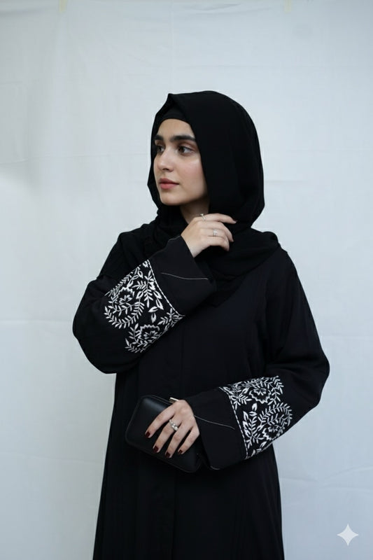 Black Elegant Oasis Abaya