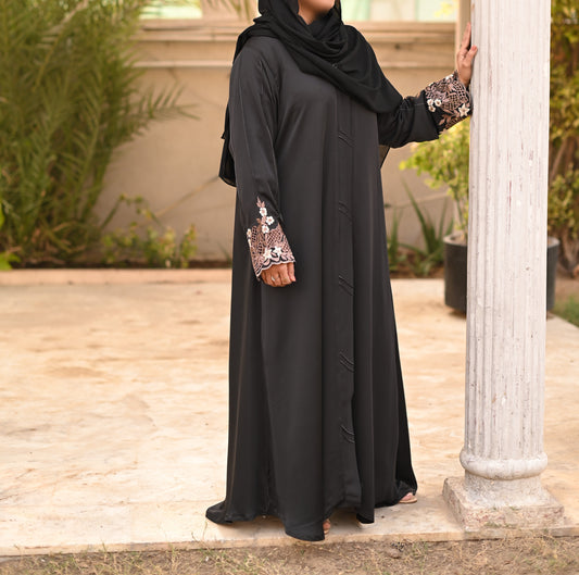 Black chestnut abaya