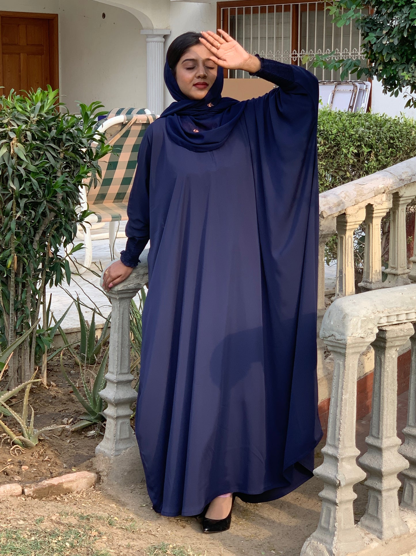 Blue Smoky Sleeves
